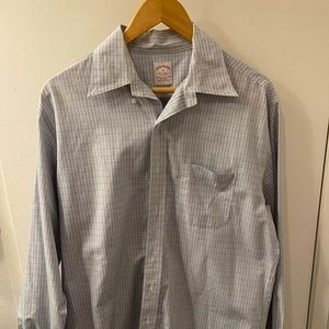 Brooks Brothers Non-Iron Dress Shirt (Medium)
